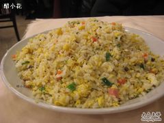 扬州炒饭-老街饭庄·地道淮扬菜(扬子江北路总店)