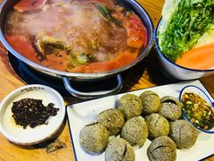-老凯俚酸汤鱼(鸿通城店)