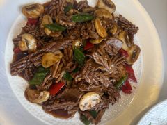 -老季市·三代非遗传承·地标美食老汁鸡(工农路店)