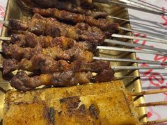 -老班长·小龙虾·鲜货烧烤大排档(金街美地店)