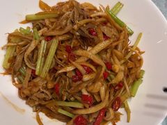 -辛香味烧鱼馆·非遗技艺·排骨红烧肉(光谷医药园店)