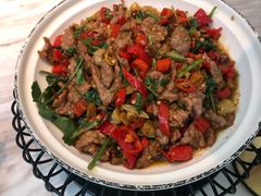 小炒黄牛肉-云梦庭·剁椒鱼头(银泰中心in99店)