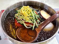 -服务大楼冷面(延大店)