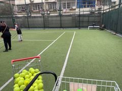 -快网网球俱乐部(长宁区金桥花园球场)