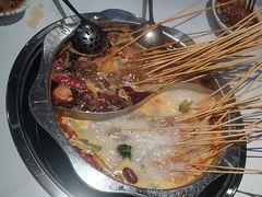 -佰人王串串香火锅(洋珠巷店)