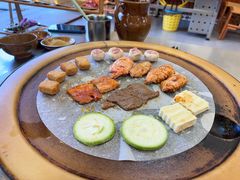 -阿昌白族石板烧·菌锅(大理古城店)