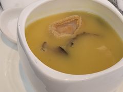 紫金浓汤烩四宝-北京贵宾楼饭店 红墙咖啡厅