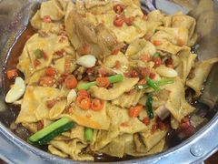 -湖南人家湘菜馆(镇江路店)
