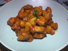 -蜜桃餐厅·伴山(绿宝广场店)