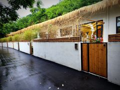 -悟空山宿陨石私汤温泉酒店(神舟大道地铁站店)