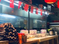 -廖师傅大蒜炒腊肉(袁家岭店)