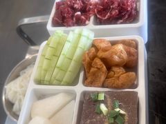 -牛一煲美食(江高店)