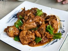 红烧草公鸡-青梅竹马农家乐餐馆