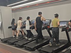 -乐刻运动健身(同曦假日百货店)