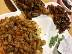 炸蚕蛹-园林美食城·本土农家菜(杨和镇店)