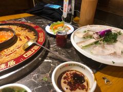 番茄鸳鸯锅-蜀辣居鲜货老火锅(红牌楼店)