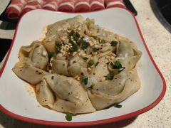 招牌红油抄手-钢管厂五区小郡肝串串香火锅(梅川路店)