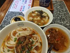 -湘下佬·老长沙吃货铺(酃湖万达店)