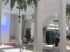 -春树下·树屋花房西餐厅(罍街AS1980店)