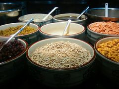 -八一路好吃街(雨田商务大厦店)