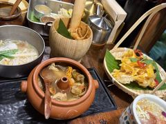 -银米·云南传统过桥米线(双廊黑金冠店)