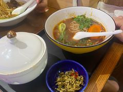 -贯一台湾牛肉面(八一七中路店)