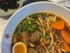 -康师傅私房牛肉面(申虹店)
