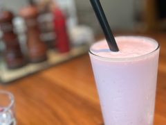 草莓奶昔-TIGERS老虎西餐(亦庄店)