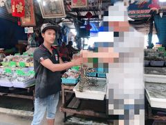-拉威海鲜市场