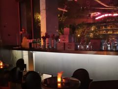 -TASTE ROOM Bar