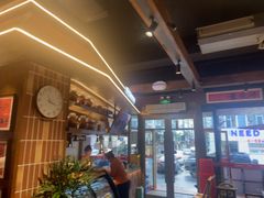 -巴卤社老火锅(财富店)