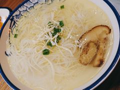 -二孃鸡爪爪(东风路总店)