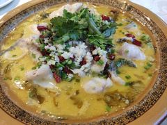 酸菜鱼-阿英煲(凉城路店)