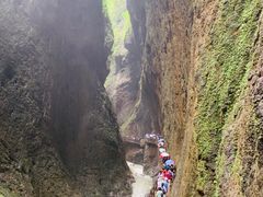 -龙水峡地缝景区