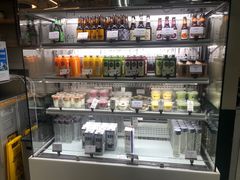 零售区-OUR Bakery(三里屯太古里店)