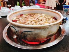 乌鸡野生菌汤-东巴谷野生菌火锅餐厅