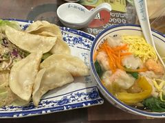 -长人馄饨铺(解放街店)