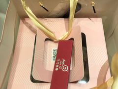 -花花卷卷·鲜食蛋糕(静安久光百货店)