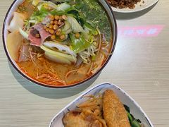 -北京交通大学学活食堂