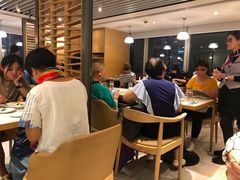 -La-Serene Café