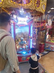 -卡通尼乐园(五彩世界店)