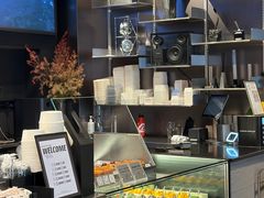 -W COLLECTIVE  DESSERT SHOP