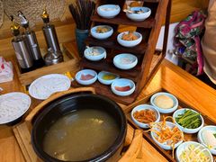 -勺子米线·云南传统小吃市集(四方街店)