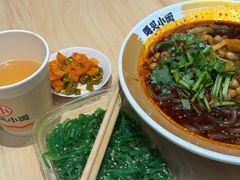 -遇见小面(东方宝泰店)