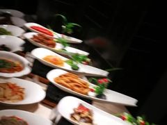 碳烤生蚝-钱小奴海鲜自助黑金店(杭州滨江龙湖店)