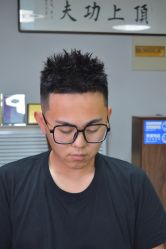 -贝勒爷专业男发