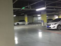 -华宇广场·停车场