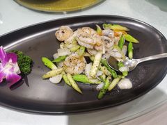 黑松露蘆筍炒虾仁-无锡城中皇冠假日酒店·芳园中餐厅