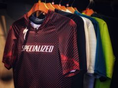 -SPECIALIZED闪电自行车(建国西路店)