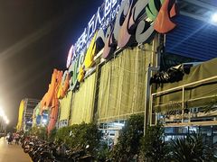 -四川小胡子海鲜(丁村万人海鲜广场店)